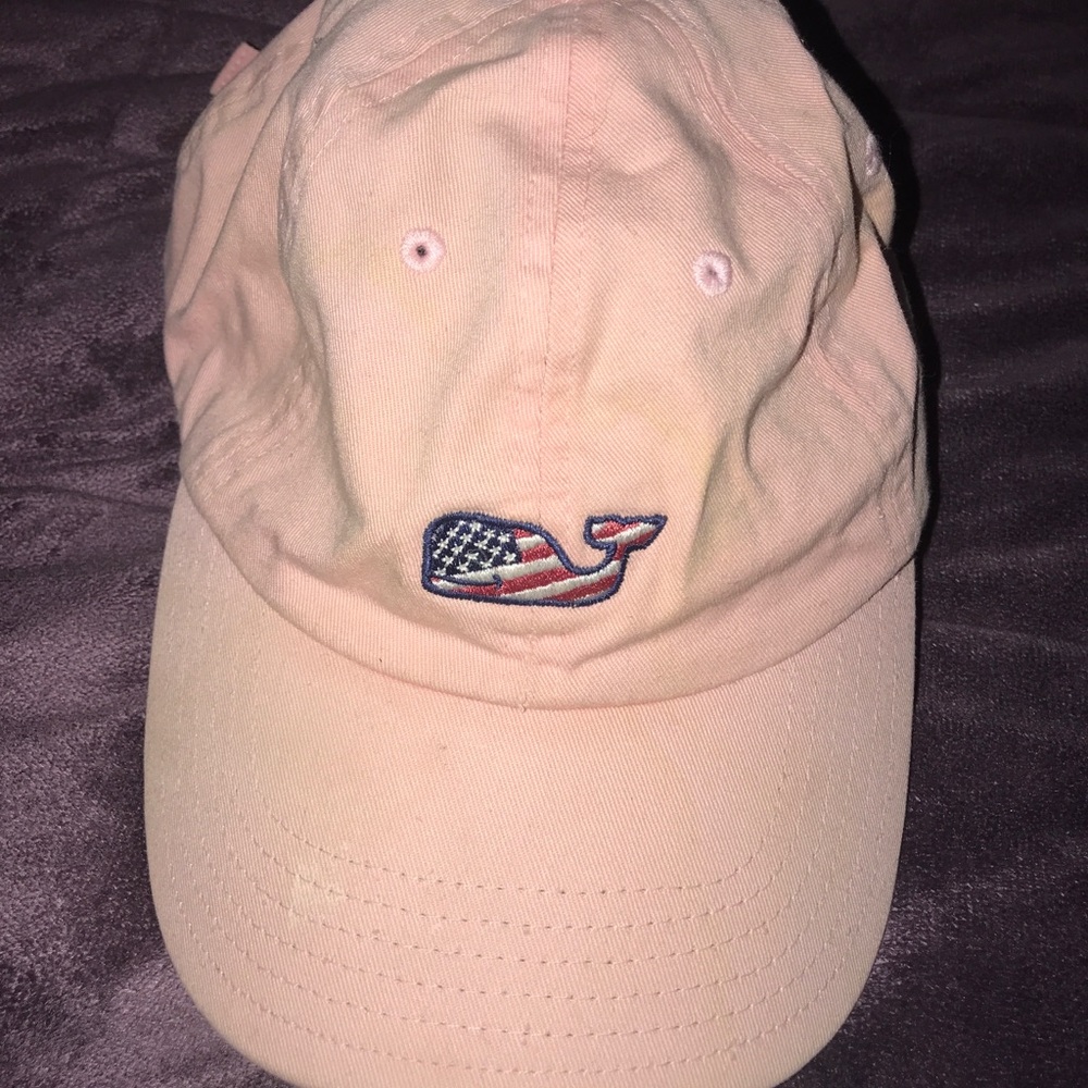 Pink vineyard wines hat